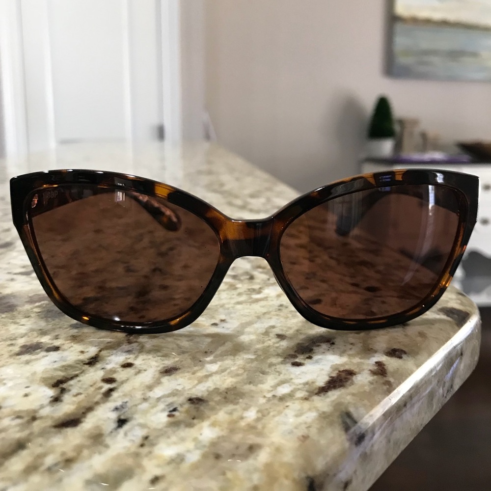 Ladies Polarized Costas